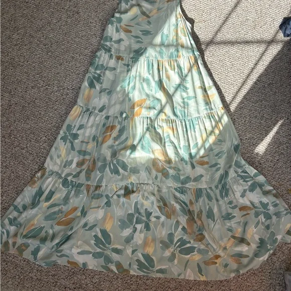 A New Day Leaf Pattern Maxi Dress - Green and Tan - Picture 3 of 4